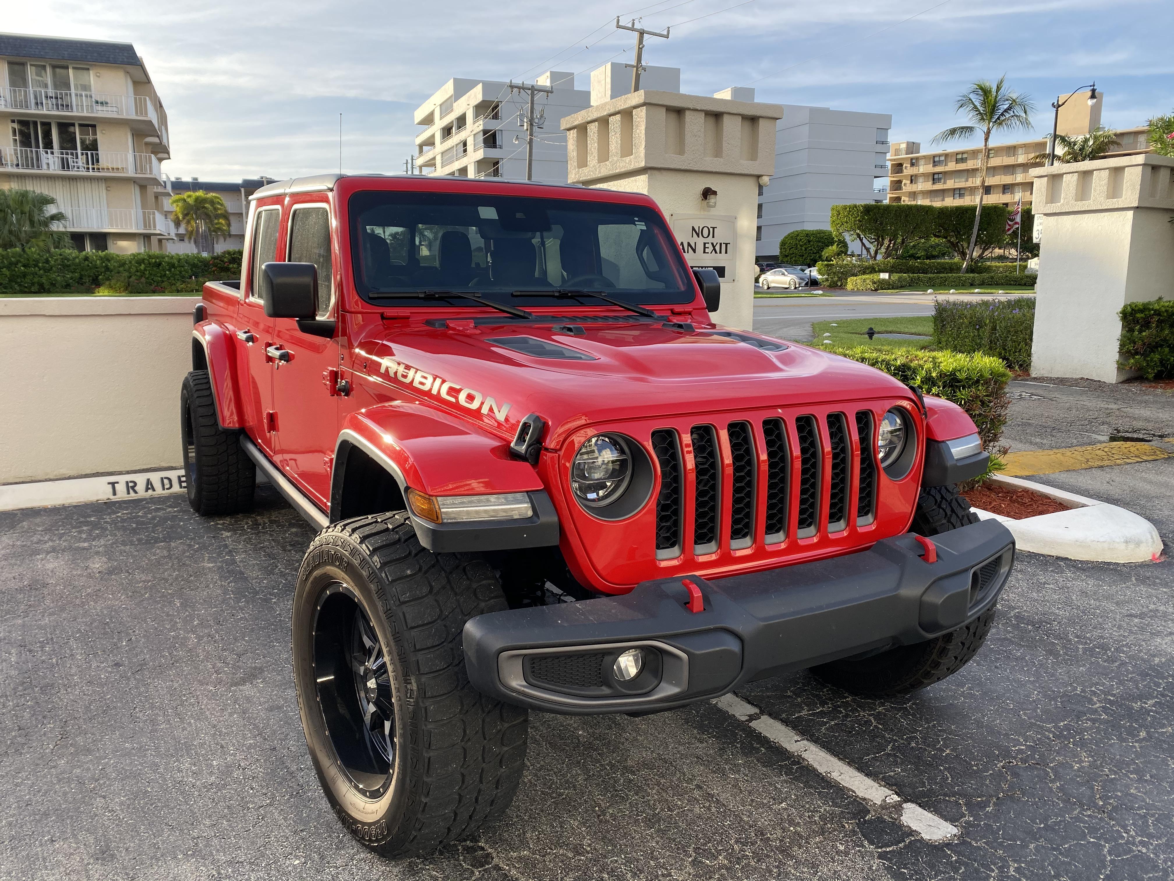 Price Range and Trim Options for the Jeep Gladiator JT