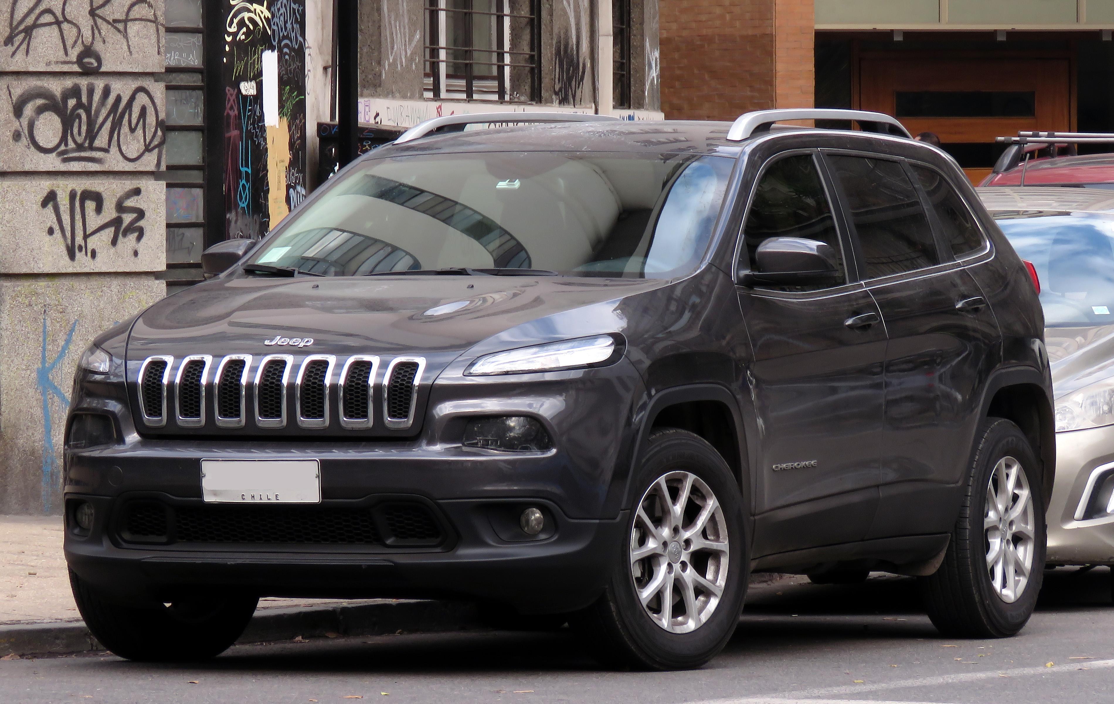 Body and Frame Integrity: Assessing the Structural Longevity of a Jeep Cherokee